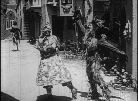 The Patchwork Girl meets the Scarecrow in The Patchwork Girl of Oz (1914)