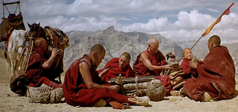 Buddhist monks in Pan Nalin's Samsara (2001)